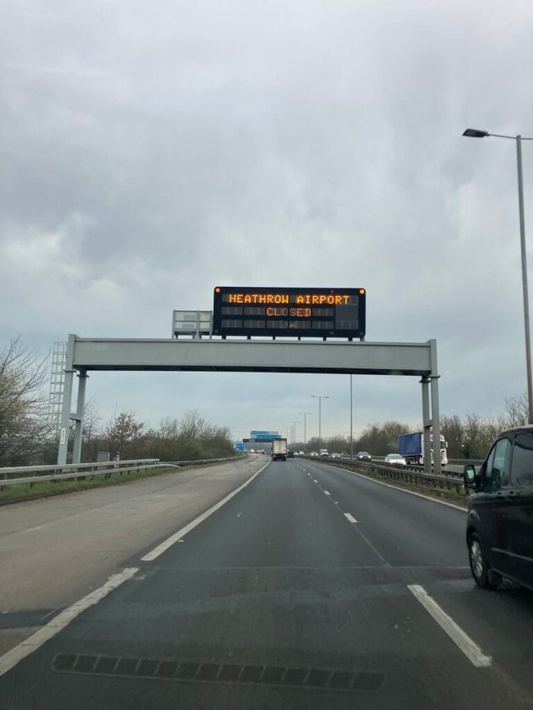 Live Updates Heathrow Airport Closure Due to Fire Disrupts International Flights